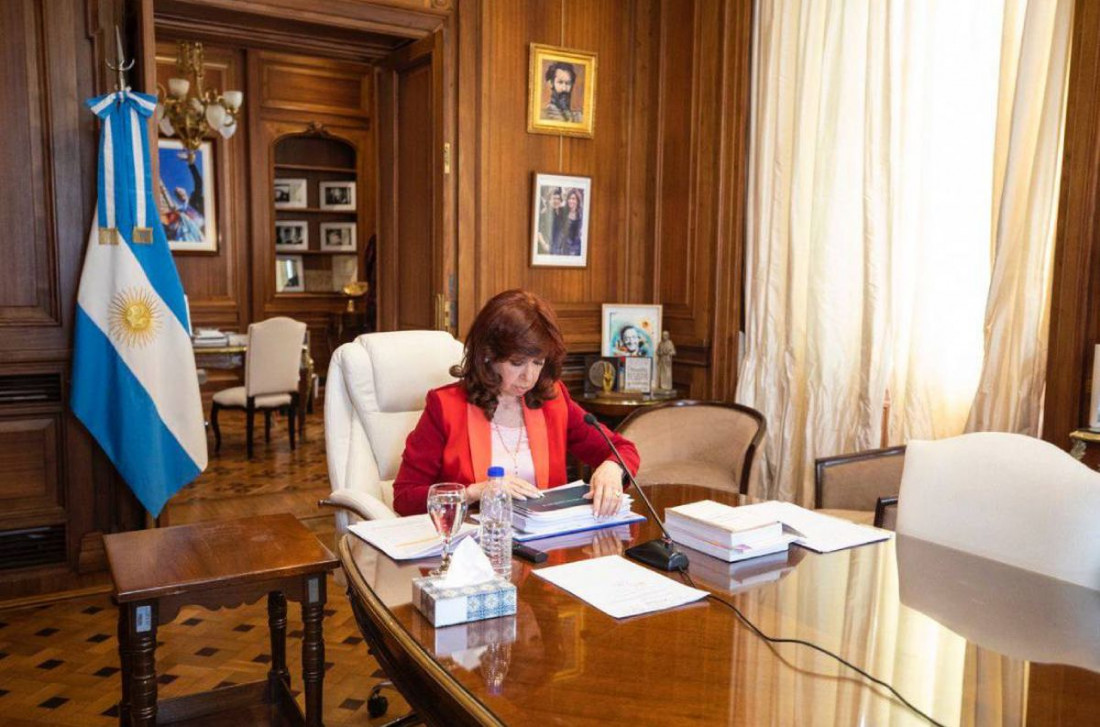 Vialidad: Cristina Kirchner denunciará por prevaricato a los fiscales y vinculó el atentado con la causa