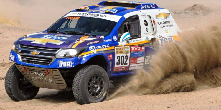 Mendoza se prepara para su primer campeonato de Rally Cross Country