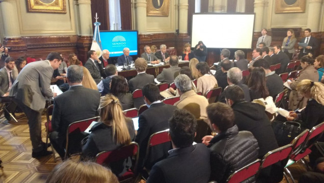 imagen El debate por el basural minero de Pelambres llegó al Senado