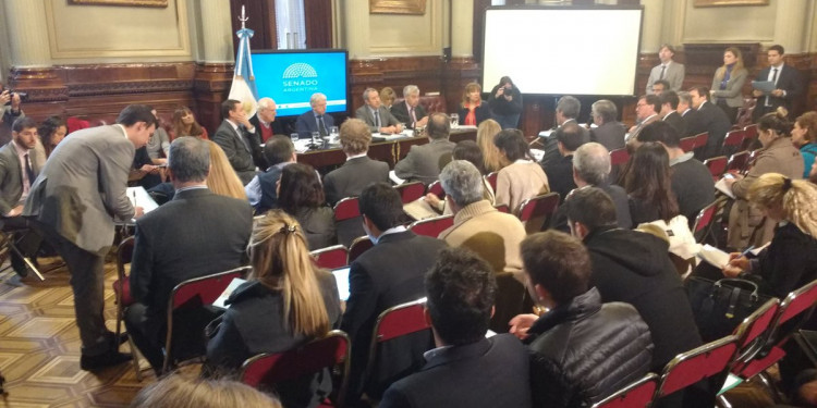 El debate por el basural minero de Pelambres llegó al Senado