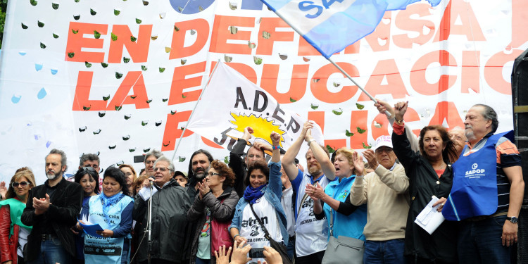 Docentes nucleados en CTERA realizarán un paro de actividades el jueves 24