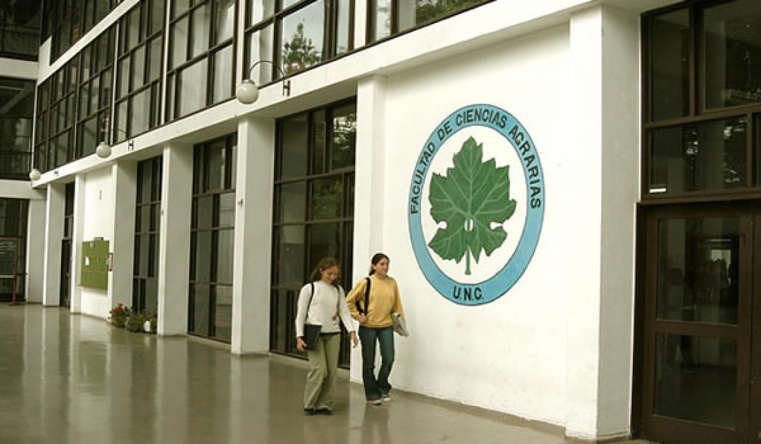 Candidaturas al decanato de Ciencias Agrarias: Concepción Arjona y Carlos Passera