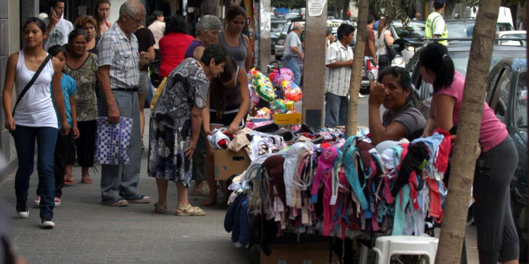 El titular de ATM responde al informe crítico de FEM-CADEM sobre comercia ilegal en Mendoza