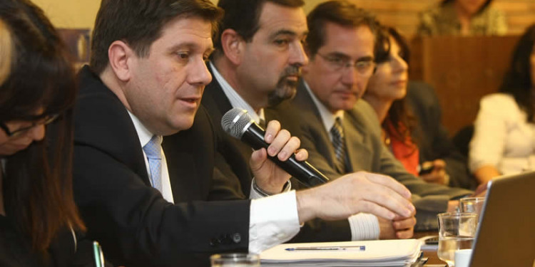 Debate presupuestario: "La actitud de la UCR es inentendible", argumentó el ministro Costa