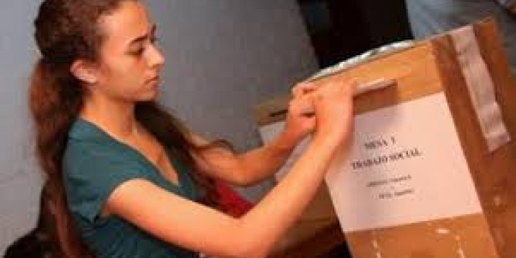 Elección directa en la UNCUYO: "Espero que haya una buena participación", manifestó el rector Somoza