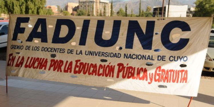 Hoy paran los docentes agremiados a FADIUNC en la UNCuyo