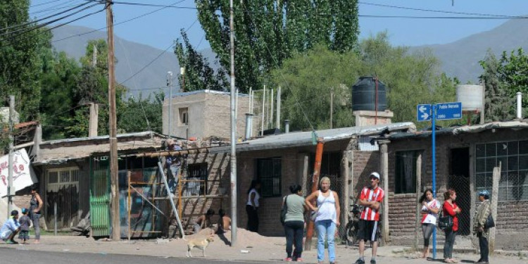 "EDEMSA no controla ni provee el servicio necesario"