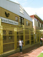 Candidaturas al decanato de la Facultad de Educación Elemental y Especial: Mónica Castilla y Alejandra Grzona