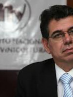 "Cada vez que el gobierno avanza sobre el problema de excedentes, nadie admite el retiro", enfatizó Guillermo García