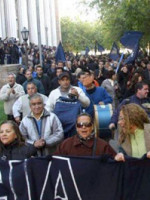 Gremios estatales en asamblea a la espera de negociaciones paritarias