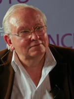 Roberto Follari recordó a Ernesto Laclau