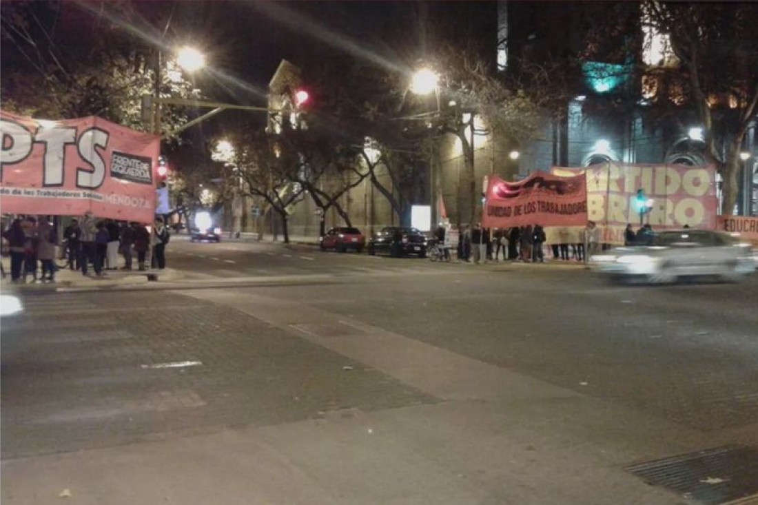 Cortes de calles y protestas en rutas por la huelga