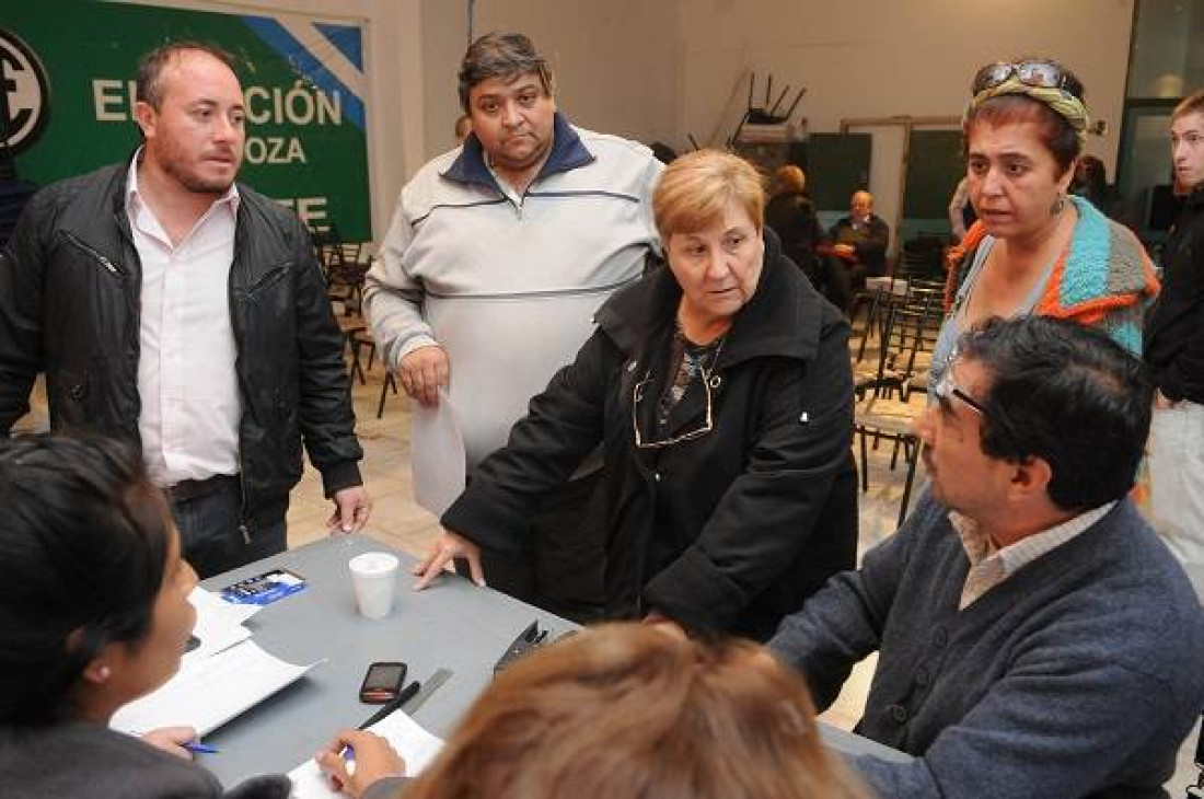 Paritarias: Los gremios de la salud aceptaron el aumento en un plebiscito