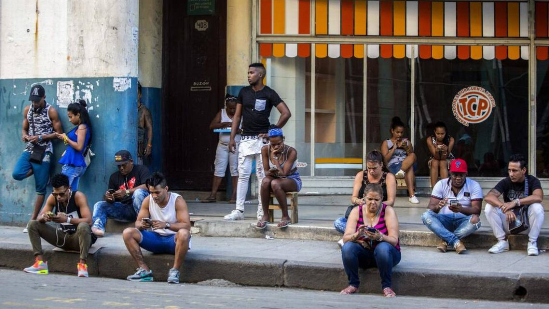 Cuba tendrá acceso a Internet en los teléfonos móviles