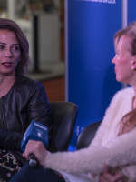 Dos especialistas analizaron cómo la cancelación impregna la época y abogaron por más debate