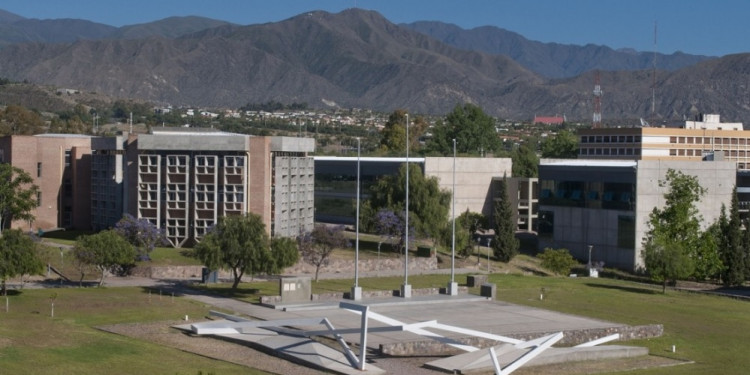 La UNCUYO crece en el ranking de universidades en Argentina: "Nuestras líneas prioritarias están en sintonía con el mundo"