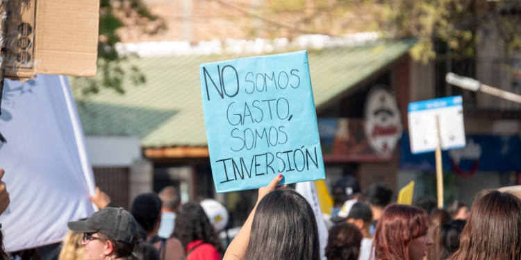 Por qué la comunidad universitaria marcha, por cuarta vez, en defensa de la Ley de Financiamiento