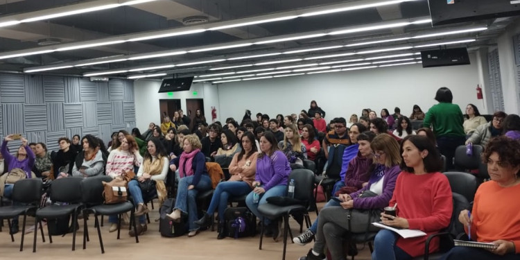 Contenidos transversales y clínicas de casos, ejes clave de Universidades Feministas