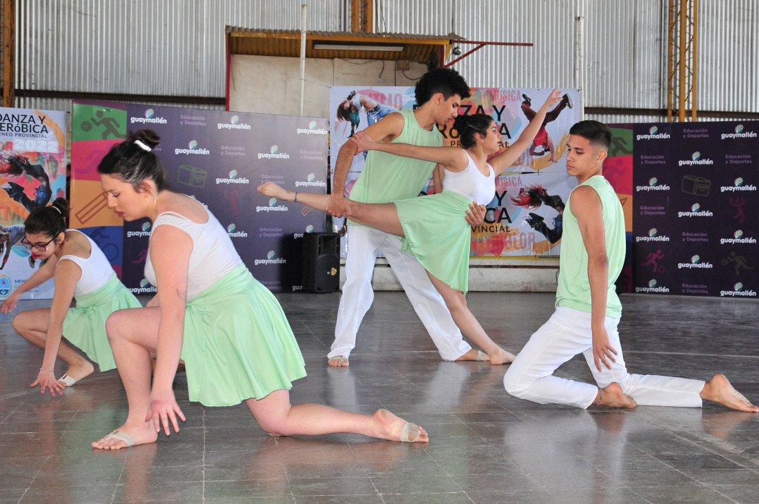 Agustina Cáceres dictará talleres de danza en Mendoza