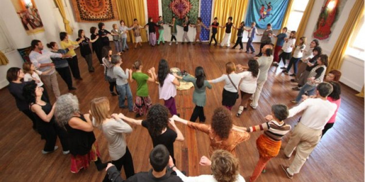 Danzas Circulares del mundo por la paz