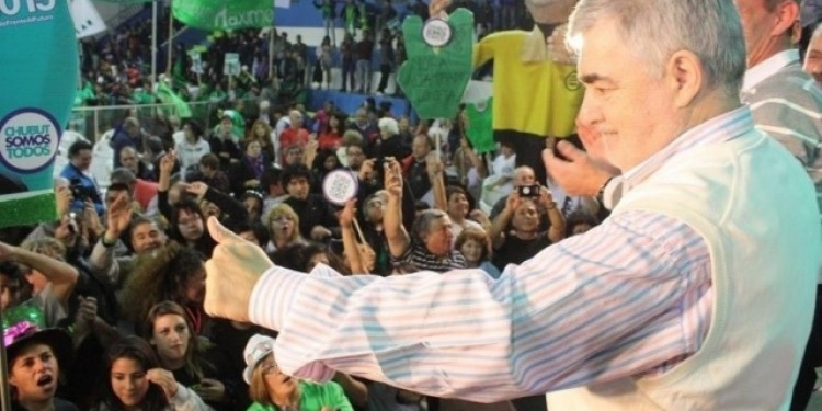 Das Neves gana la gobernación de Chubut por 1670 votos