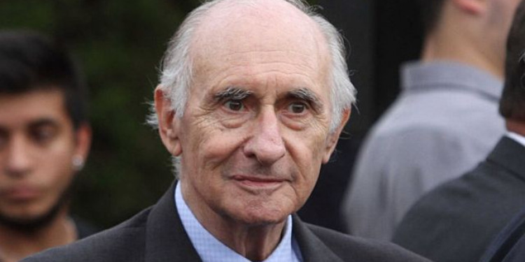 Internaron al expresidente Fernando de la Rúa tras sufrir un infarto