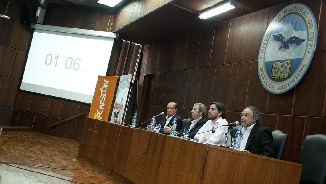 Aborto, marihuana y ley de medios, la puja en el debate de candidatos de la Uncuyo