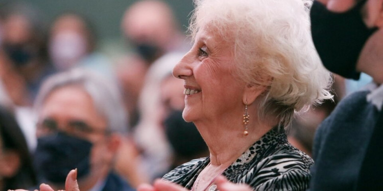 Abuelas de Plaza de Mayo encontró al nieto 131: es hijo de una pareja mendocina