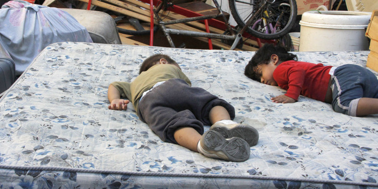 Los niños deben tener quien los defienda