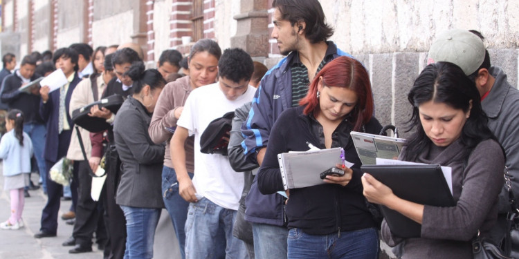 Macri apura la reforma laboral y previsional