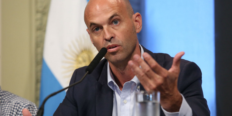 El ministro Dietrich dijo que la situación vial en la Argentina es "catastrófica"