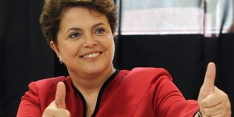 Tribunal Supremo rechaza juicio político a Rousseff