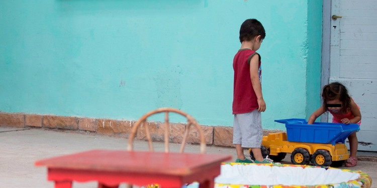 Unos 240 niños pasaron su infancia en hogares estatales