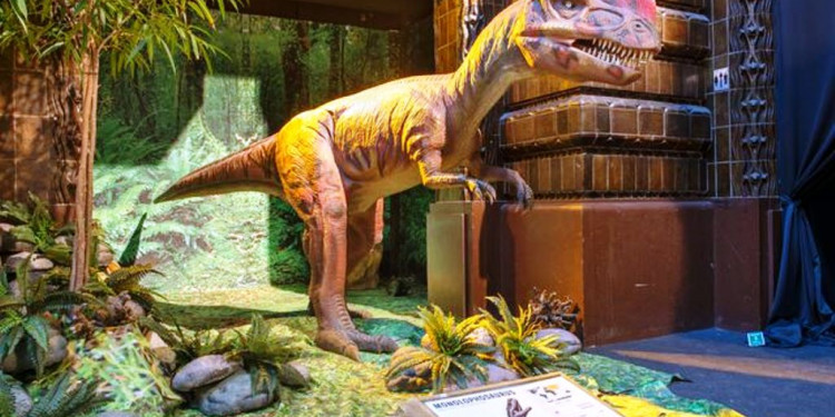 La Feria "Viviendo con Dinosaurios" superó las expectativas en su debut