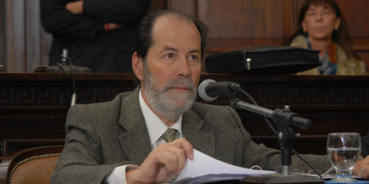 Avanza la modificación a la Ley de Jury en la Legislatura