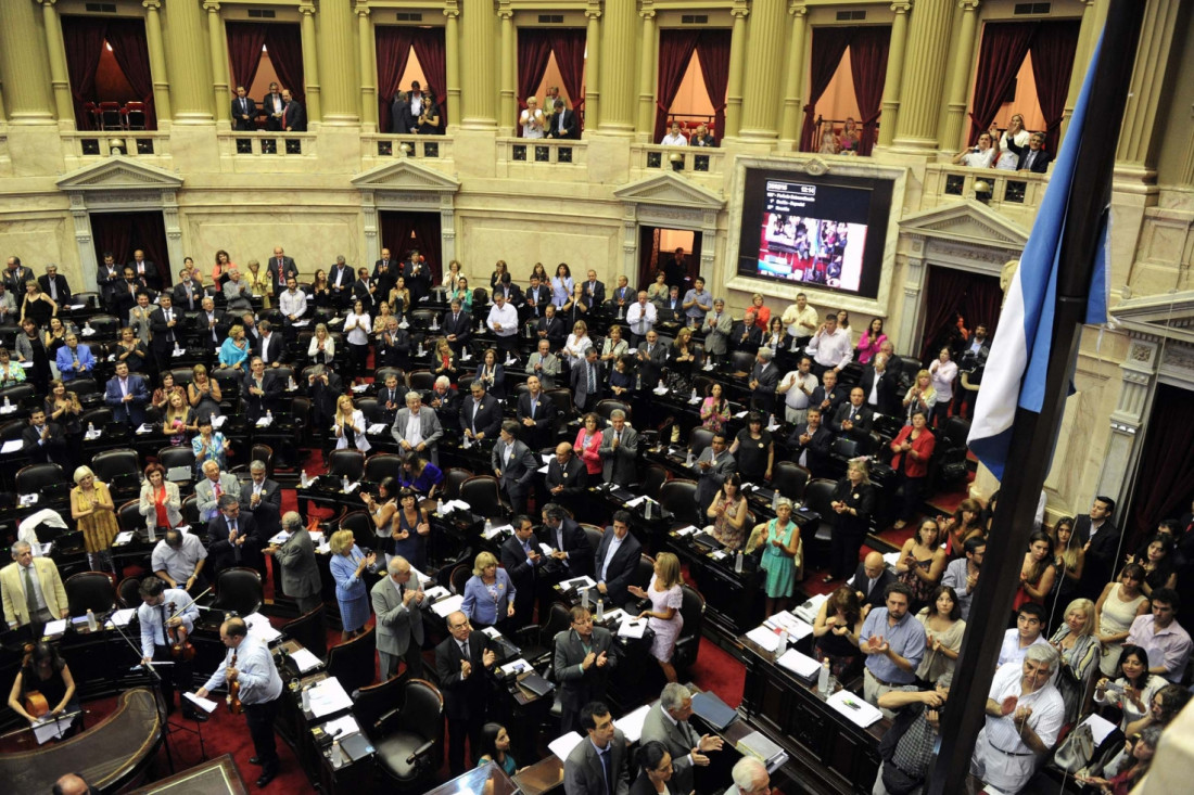 La bicameral de Trámite Legislativo debatirá la validez de cinco DNU de Macri