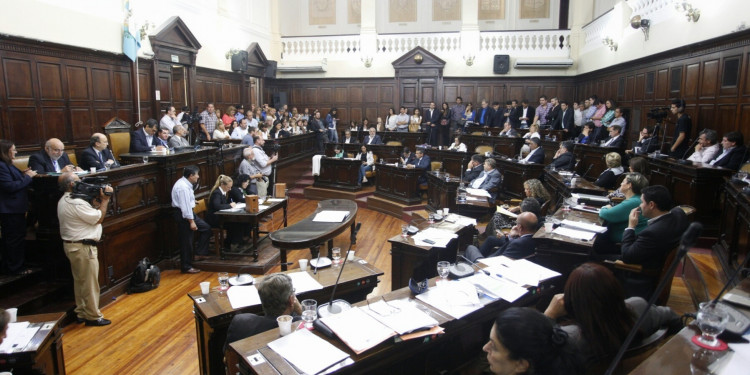 Diputados aprobó el aumento docente por decreto