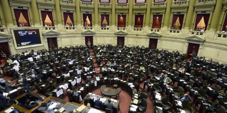 Radiografía de los 127 diputados que terminan su mandato