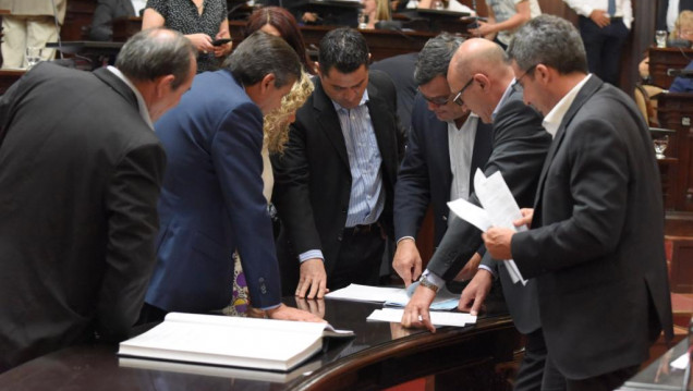 imagen Cuánto gastará Cornejo