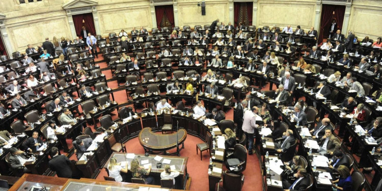 El proyecto para erradicar a las barrabravas quedó trabado en el Congreso