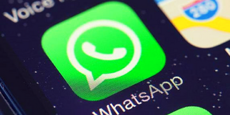 Desbarataron una red internacional que distribuía pornografía infantil a través de WhatsApp