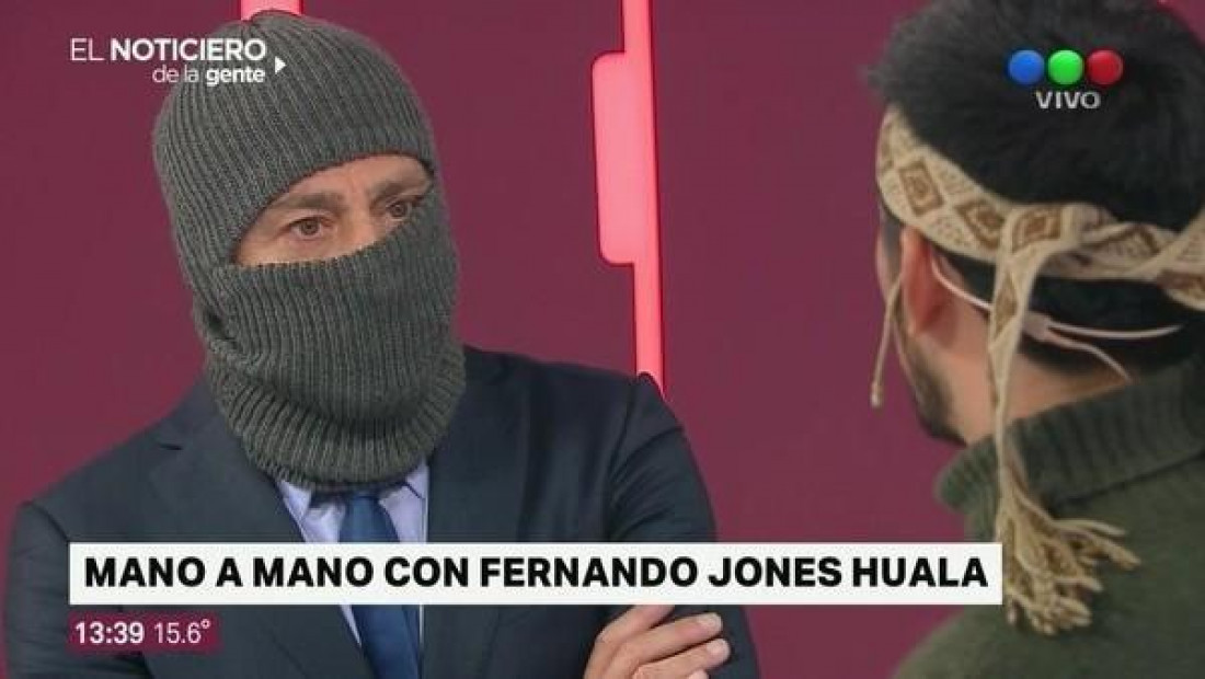 Repetto reporteó a Fernando Jones Huala con un pasamontañas