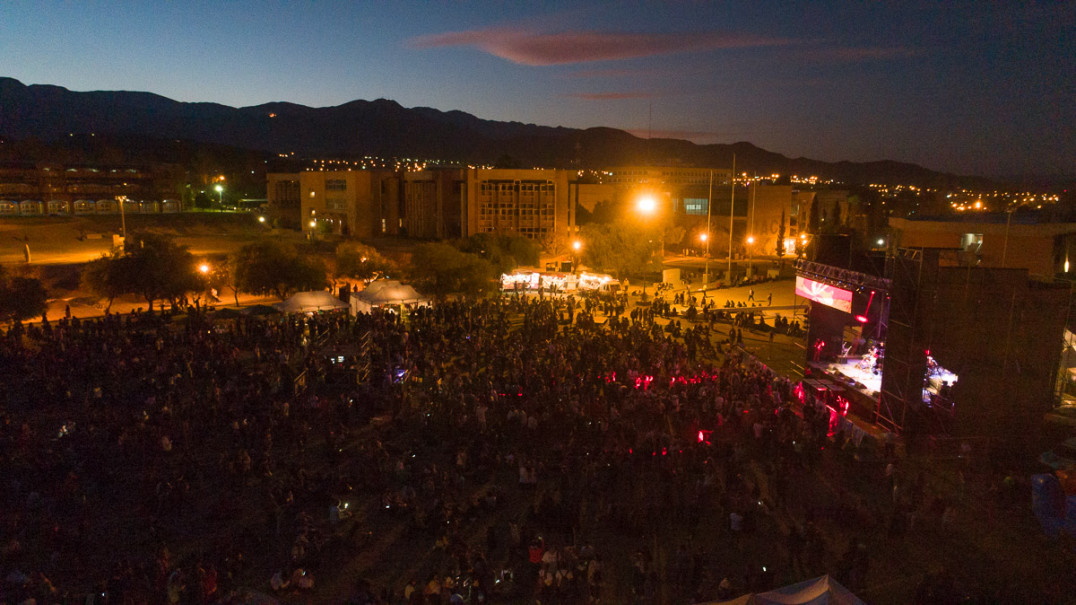 imagen Fotogalería: las imágenes del UNCUYO Rock en un festival para el recuerdo