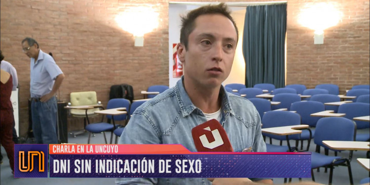 Caro Gero explicó en la UNCUYO qué es ser no binario