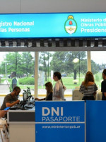 A partir de hoy, aumentan los trámites de DNI y pasaporte