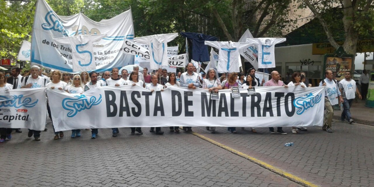 Comienzo de clases con jornada de paro nacional y provincial