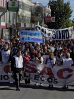 Gobierno y docentes de Santa Cruz, citados en la Casa Rosada