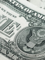 Ola verde: el dólar trepó 18 centavos y quebró por primera vez la barrera de los $ 17