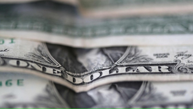 imagen Dólar: a la espera de un supermartes, bajó la cotización