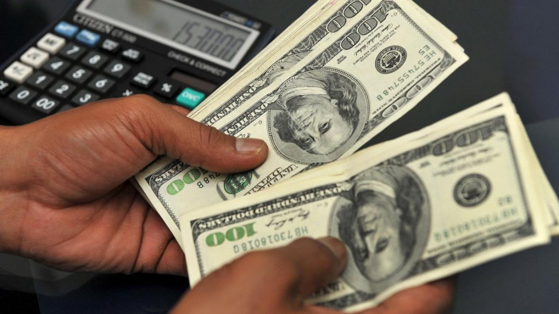 Por ventas del Central, el dólar cerró a $38,21